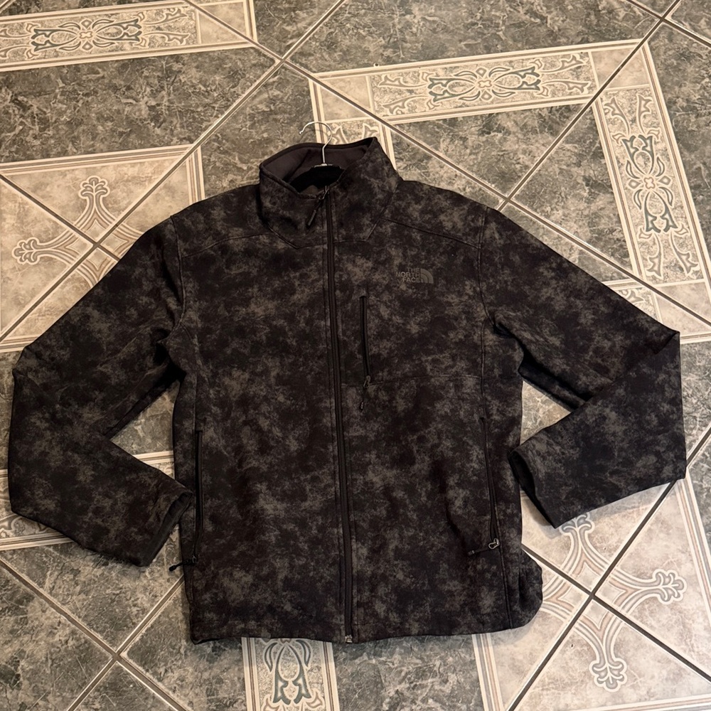 The North Face Men's Charcoal Patterned Jacket